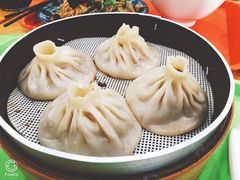牛肉小笼包-老新隆牛肉锅贴(新街口店)