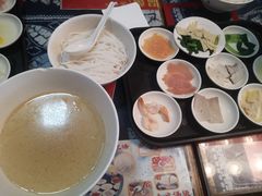 -建新园过桥米线(宝善街店)
