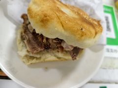 -京东一绝西海子西园烧饼夹肉