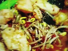 麻辣诱惑-囍筷乐喜辣屋小鸡小鱼石锅煲(万达店)