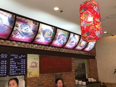 -秦香陕西食府(华贸天地店)