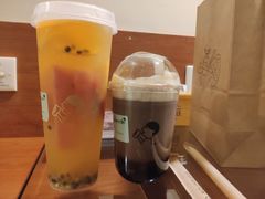 满杯水果绿-喜茶(上海正大广场店)
