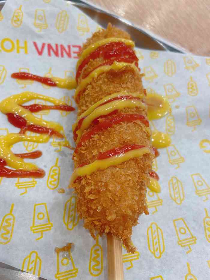 韩式手工热狗&香蕉牛奶冰淇淋-"刚到济州岛整顿完行李快饿晕过去了