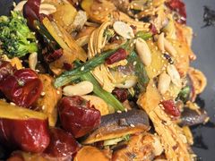 -醉人椒麻辣香锅(王府井喜悦店)