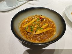 沙蒜烧豆面-荣轩(新荣记环球金融中心店)