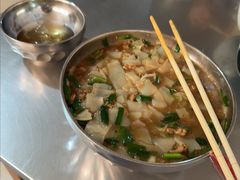 -正宗杨记普洱酸醋米线(总店)