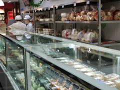 -白玉兰食品(中山公园龙之梦店)
