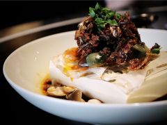 小鱼干贝皮蛋水晶豆腐-杭州西子湖四季酒店·金沙厅