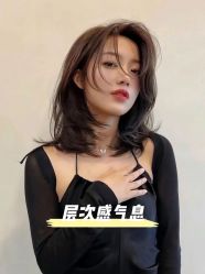 -丝语萱形象