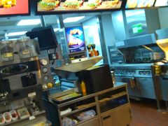 -麦当劳(湛江大厦店)