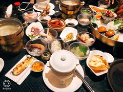 -半岛翡丽海鲜自助餐厅(观风亭店)