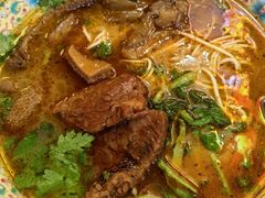 -金杨拉面王小吃面馆·牛三宝面·红烧牛肉粉