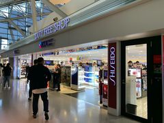 门面-关西国际机场直营免税店
