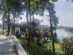-华凌山庄·隐湖栖