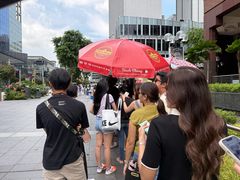 -詹爷爷乌节路街头冰淇淋