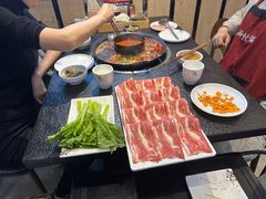 -渝里重庆火锅(航天城店)