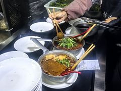 -铁锅哥米线