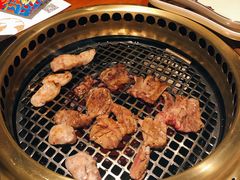 -肉魁屋·烧肉·烧鸟·酒场(高新店)