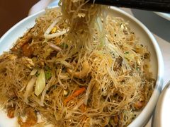 招牌海鲜炒粉干-小厨师·二十年沈家门小海鲜(百井坊巷店)