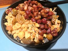 -八月美食小馆(银泰城总店)
