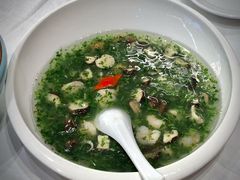 荠菜双菇烩虾仁-聚鑫阁江浙菜·非遗传承技艺(闵行交大店)