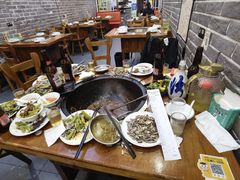 -曹丞相·地锅鸡·地锅鱼(武林店)