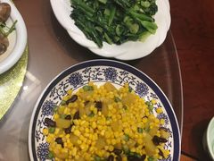 -老胶东家常菜馆(市场一路店)