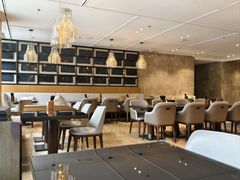 -航空港万怡酒店·万荟轩餐厅(航空港区远航路店)