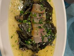 -侬佳蒸菜馆(听潮店)