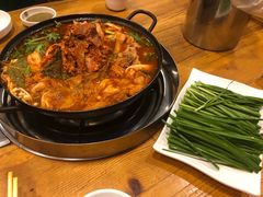 -喇喇排骨火锅·传统韩式脊骨汤(望京西园总店)