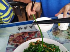 -许记驴肉黄面胡杨焖饼