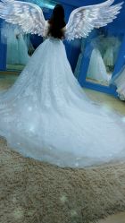 婚纱-觅白婚纱礼服馆