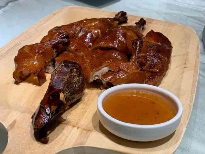 月半鸭(淮海中路店)-"这家其实收藏过的,但忘记了.家里人推荐过.