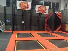 -嗨翻Hi-Fun竞技主题乐园·蹦床亲子生日轰趴(国光1937店)