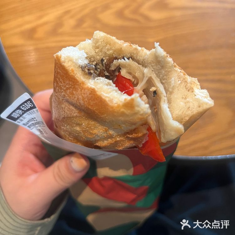 天啦噜 星巴克的法棍什么时候这么好吃了