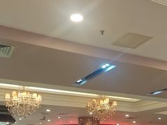 -御满江海鲜酒家(洛溪新城店)
