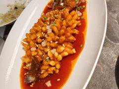 松鼠鲈鱼-宫燕府·京菜·烤鸭·淮扬菜(王府中心店)