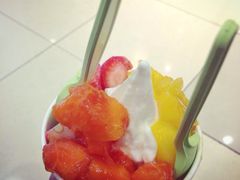 -三佰瑞冻酸奶(凯德MALL店)