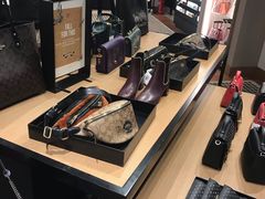 -COACH蔻驰(赛特奥特莱斯店)