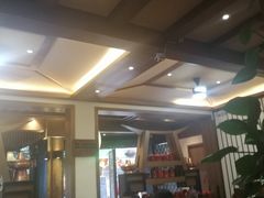 大堂-海韵人家.海景花园经典云南菜(双廊店)