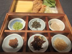 -鲁采LU STYLE(新天地店)