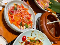 -老滇山寨•云南特色菜•地方菜•民族风情歌舞表演(金碧店)