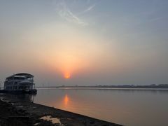 -人民防洪胜利纪念塔