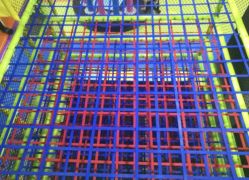 -蹦贝运动中心·蹦床·攀岩·闯关(龙岗店)