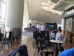 -星巴克(香港国际机场44号闸店)