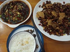 -川川川菜馆(椰海新城店)