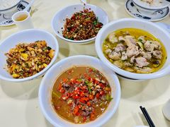 -笨罗卜浏阳菜馆(太平街店)