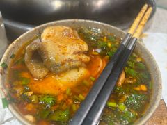 -肖肖酸萝卜鱼火锅(总店)