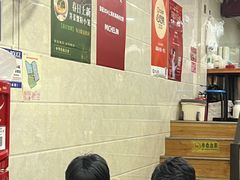 -莱莱小笼·乔艾