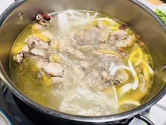 -三个椰子·现砍椰子鸡(金源CBD店)